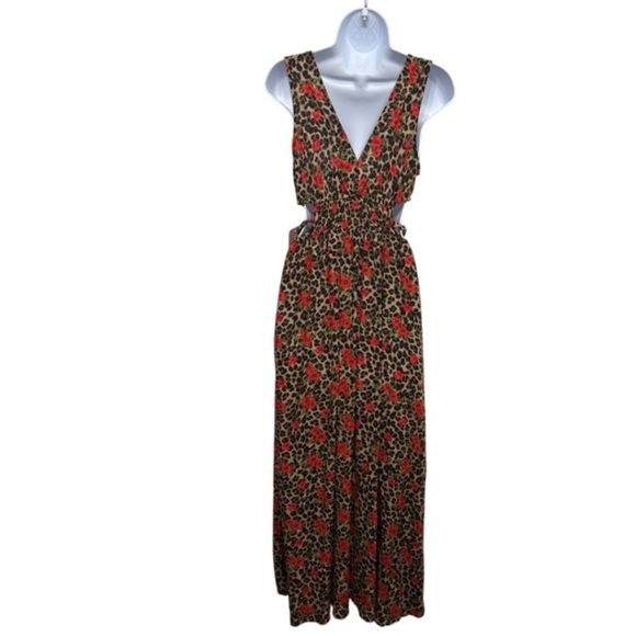 Leopard Print Dress with Red Floral Accents - Picture 4 of 9